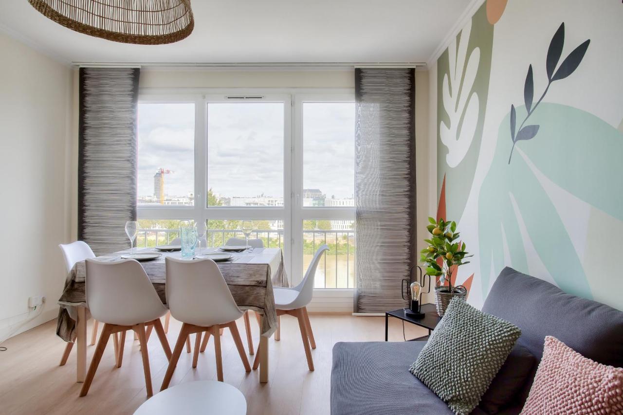 Escapade Sur L'Ile De Nantes Avec Vue Sur La Loire Apartment Exterior photo
